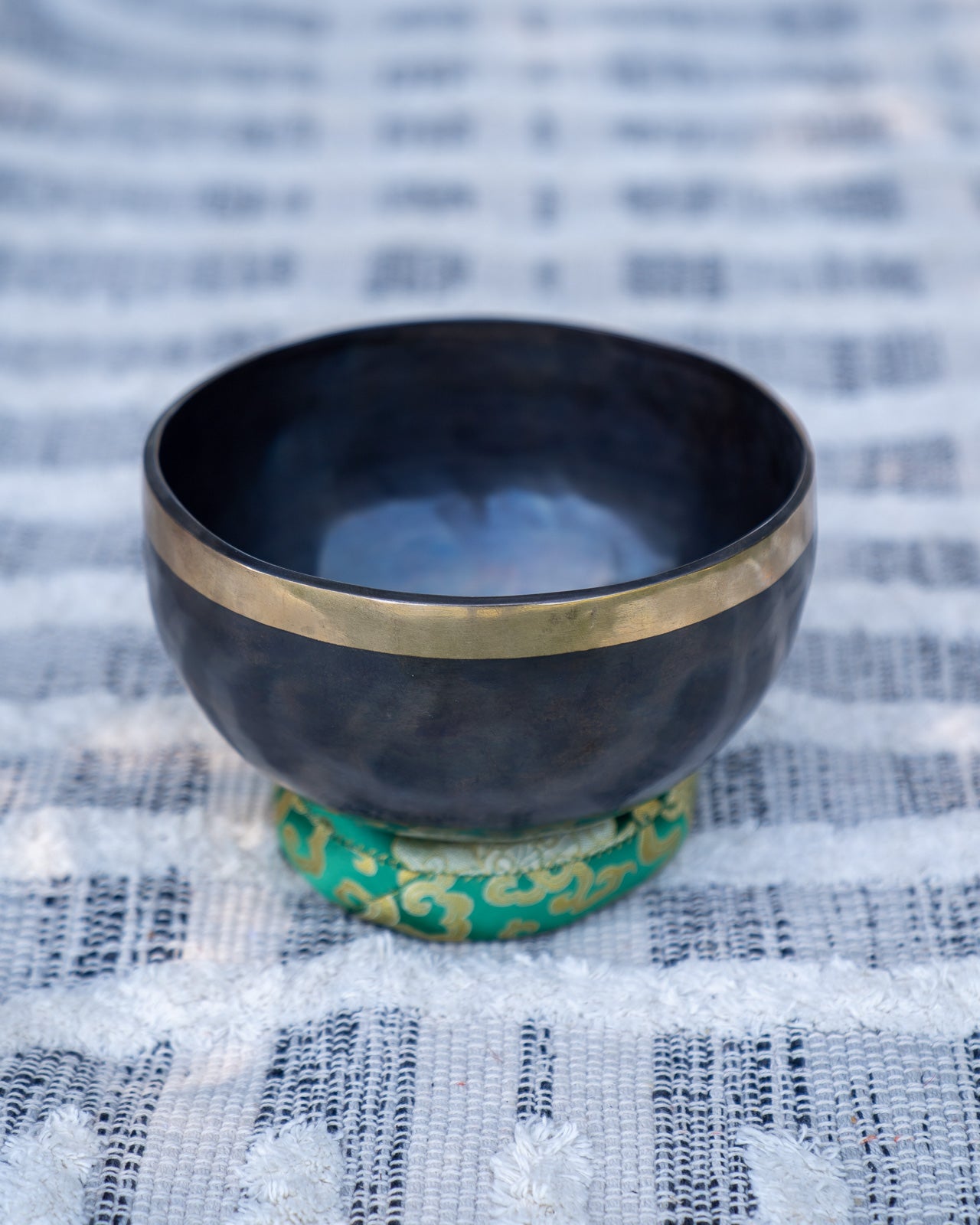 Heart Chakra Singing Bowl in F