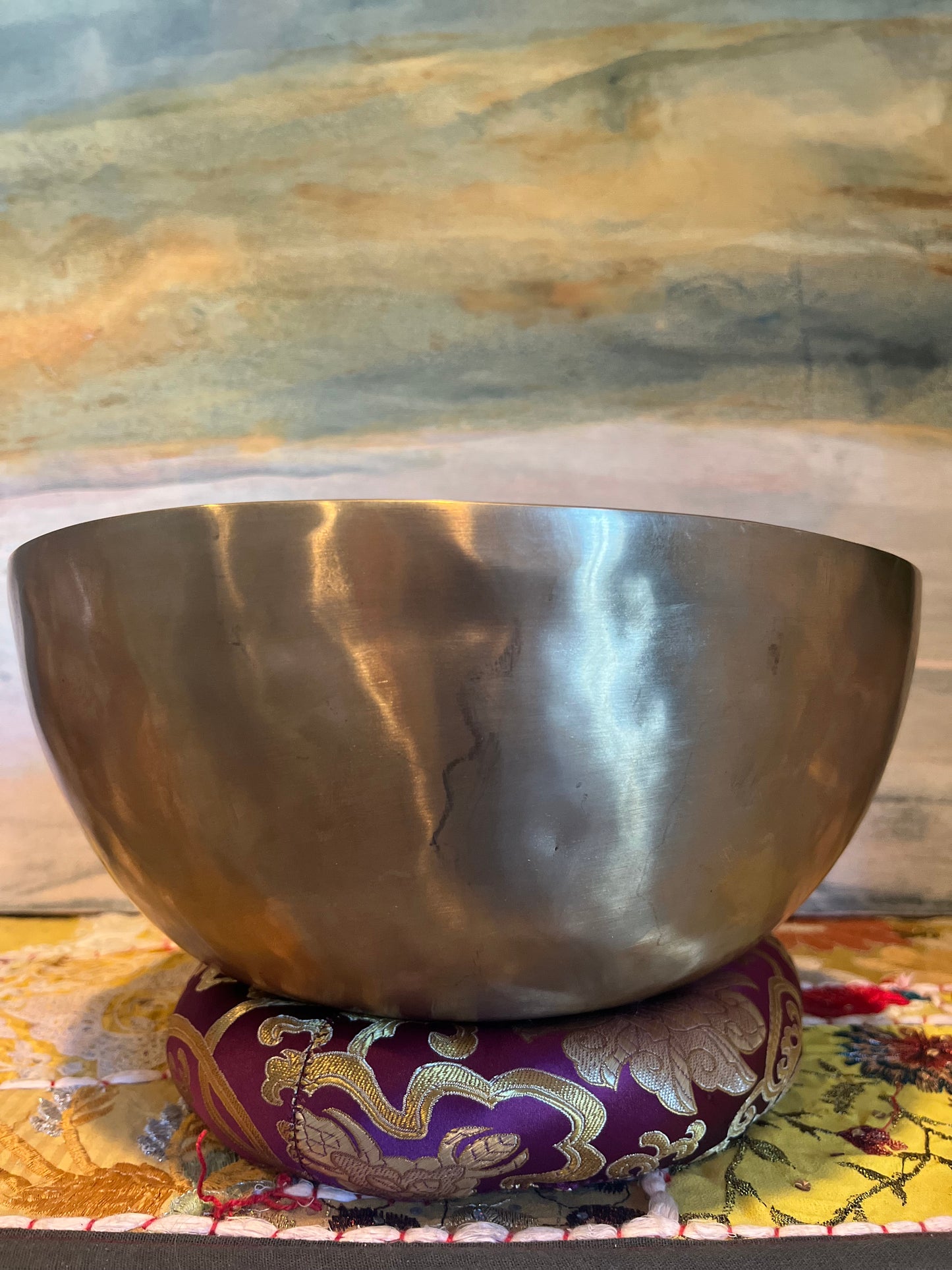 Universal 7 Chakra Singing Bowl in Various Tones