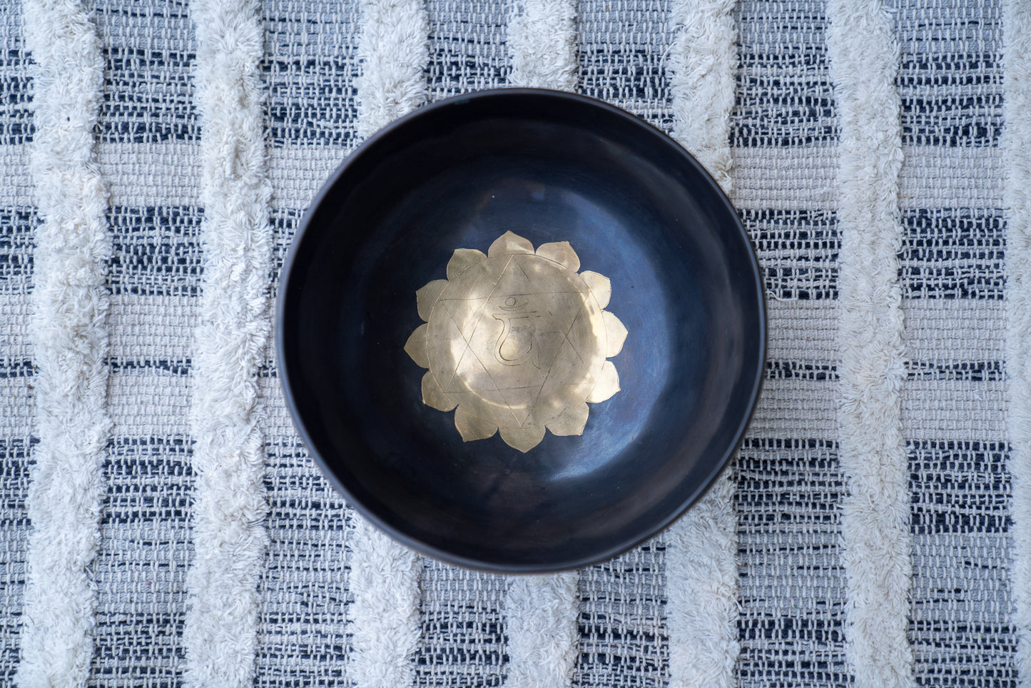 Heart Chakra Singing Bowl in F