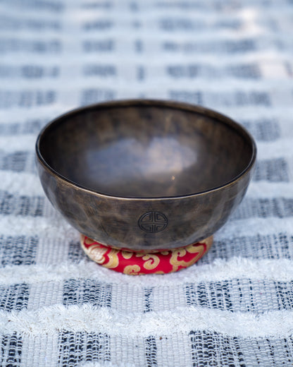 Full Moon Singing Bowl Set