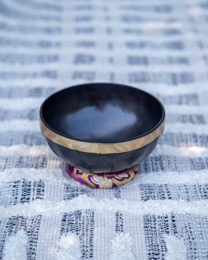 Crown Chakra Singing Bowl in B