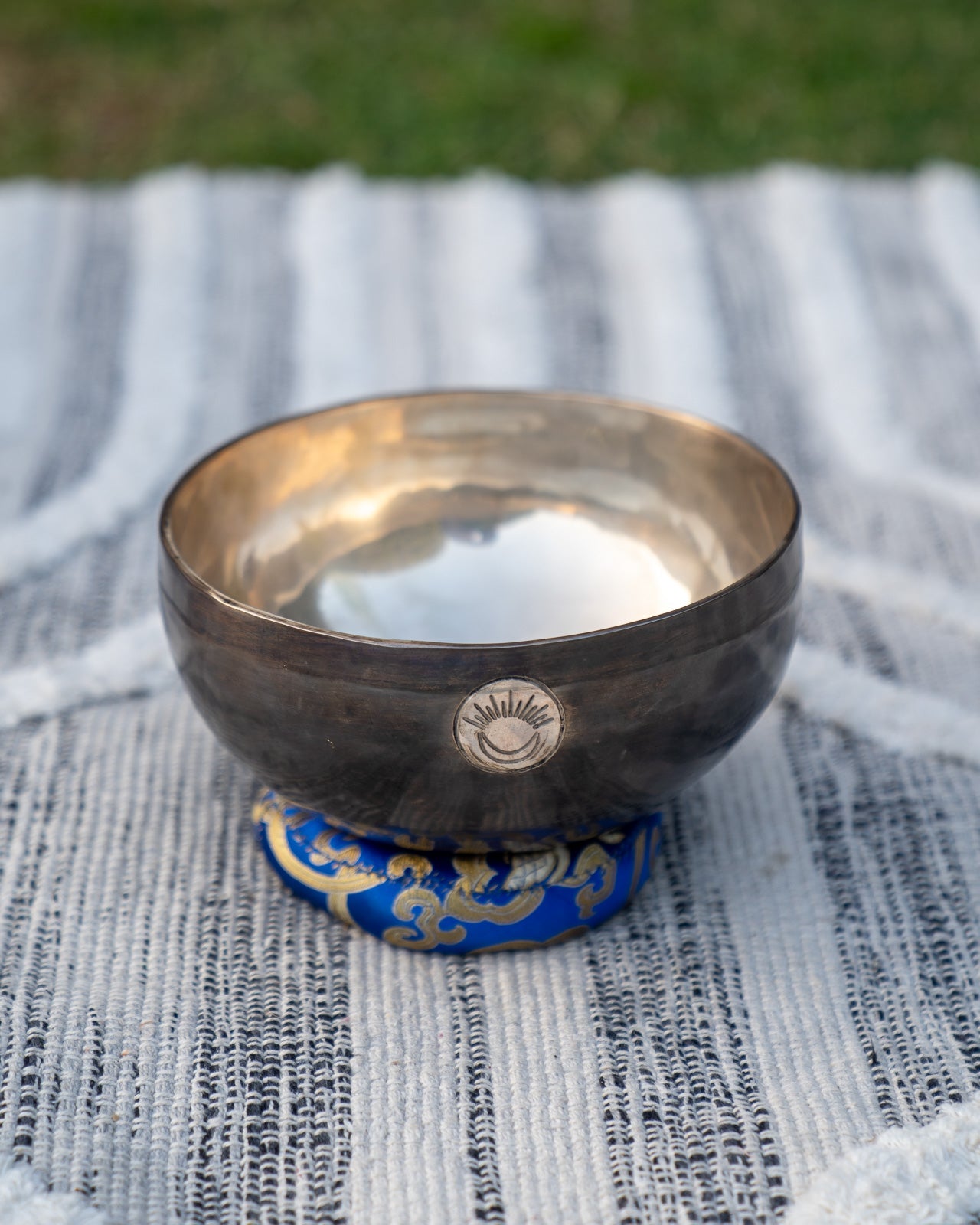 Third Eye Chakra New Moon Singing Bowl in A