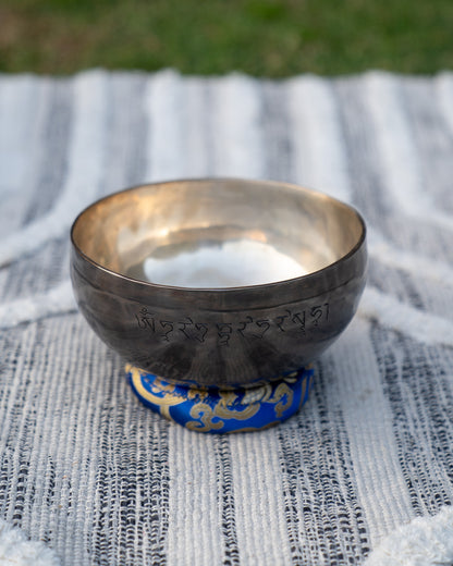 Third Eye Chakra New Moon Singing Bowl in A