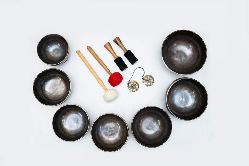 Full Moon Singing Bowl Set